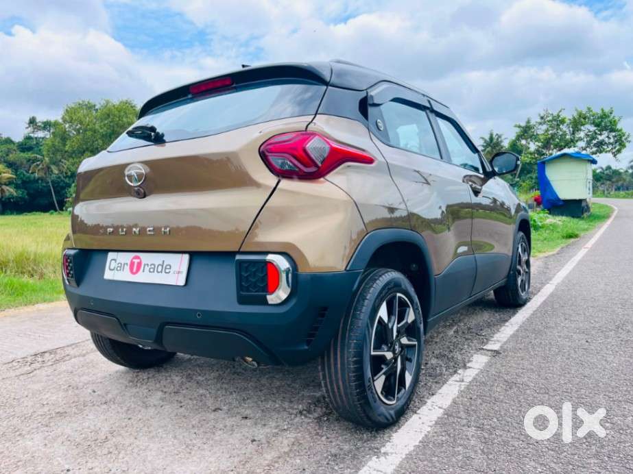 Tata Punch Creative Dual Tone Amt Sunroof, 2023, Petrol