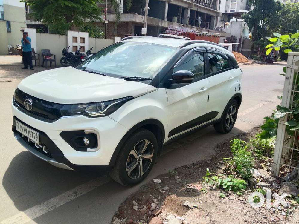 Tata Nexon 1.5 Revotorq Xza Plus, 2023, Cng & Hybrids