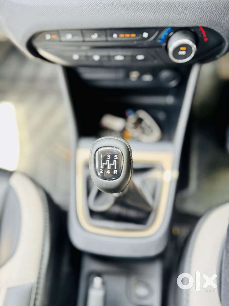 Tata Punch Accomplished, 2024, Petrol