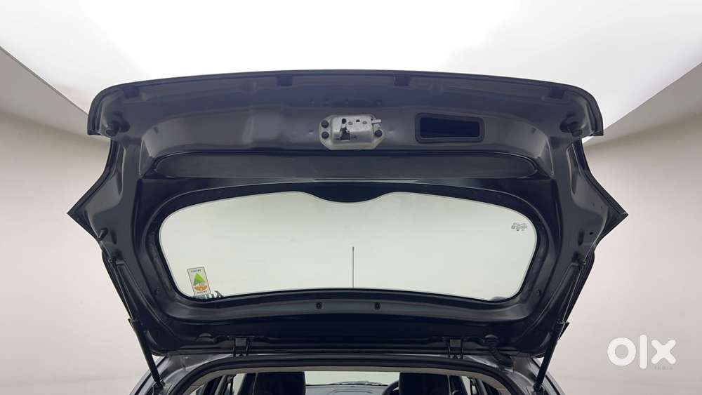 Tata Tiago 1.2 Revotron Xt Option, 2021, Petrol