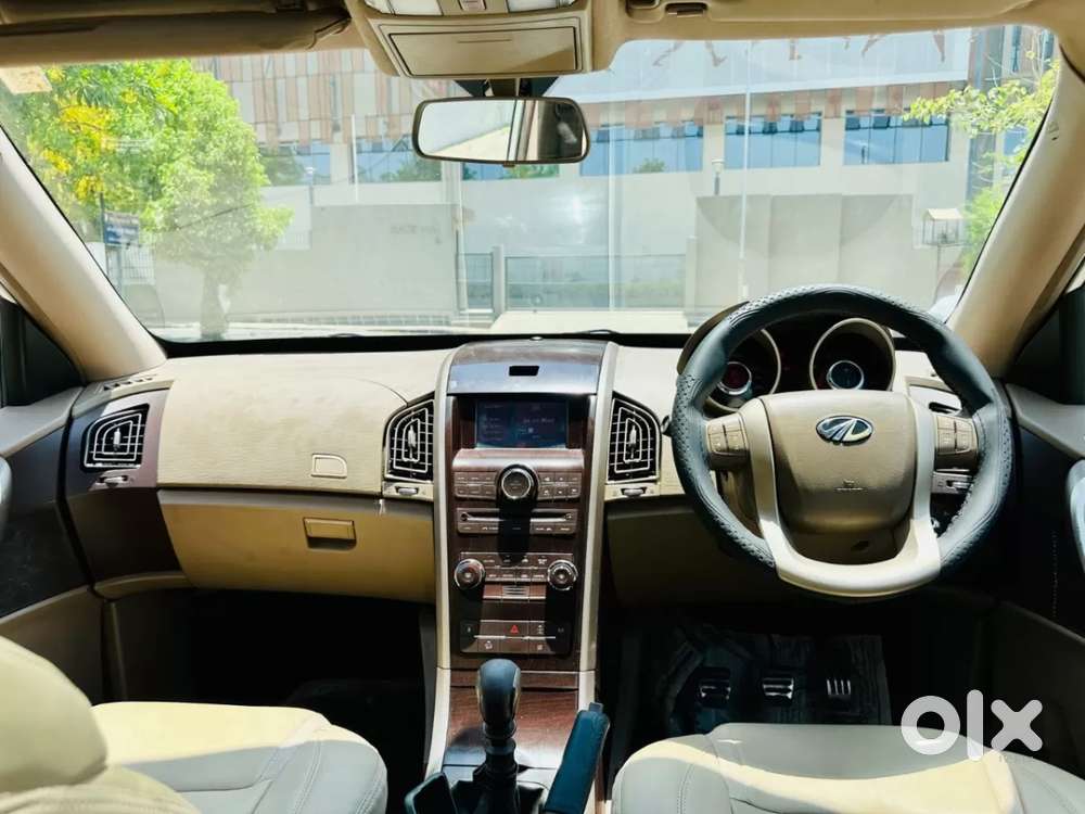 Mahindra Xuv500 Xclusive (driver Power Seat), 2015, Diesel