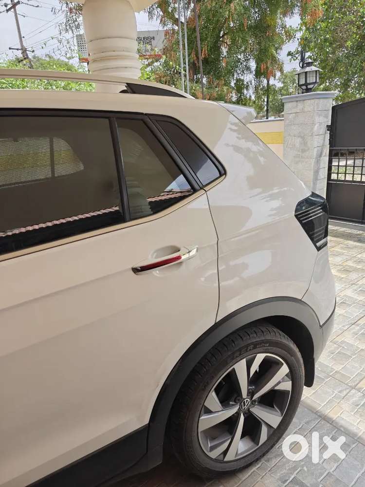 2022 Volkswagen Taigun Topline 1.0 Tsi At  1st Owner  26,300 Km