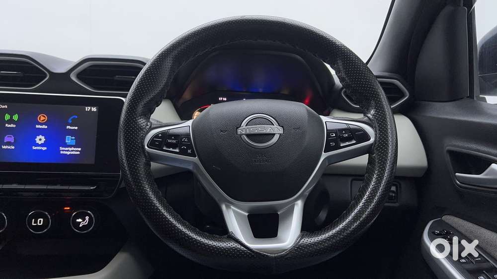 Nissan Magnite 1.0 Xv, 2022, Petrol