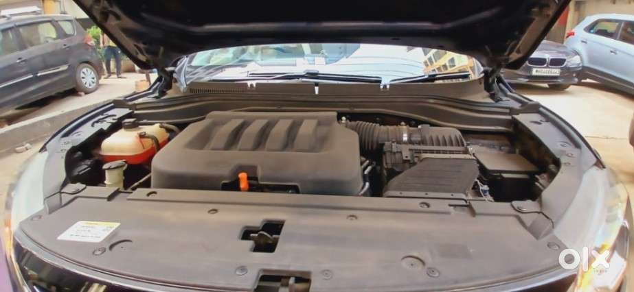 Mahindra Xuv700 2.0 Ax 7 Petrol At Str, 2022, Petrol