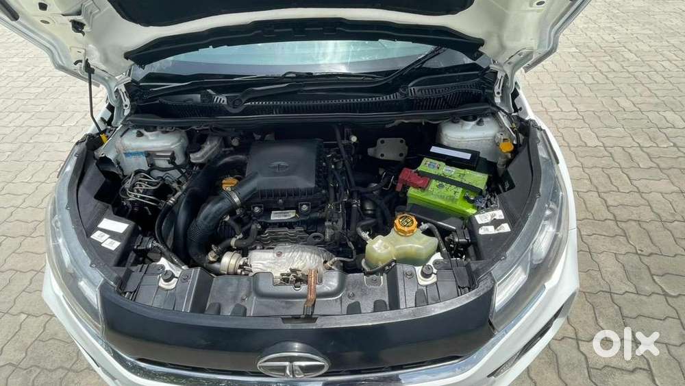 Tata Nexon Petrol Well Maintained