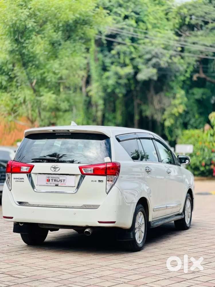 Toyota Innova Crysta 2.4 V 7 Str, 2018, Diesel