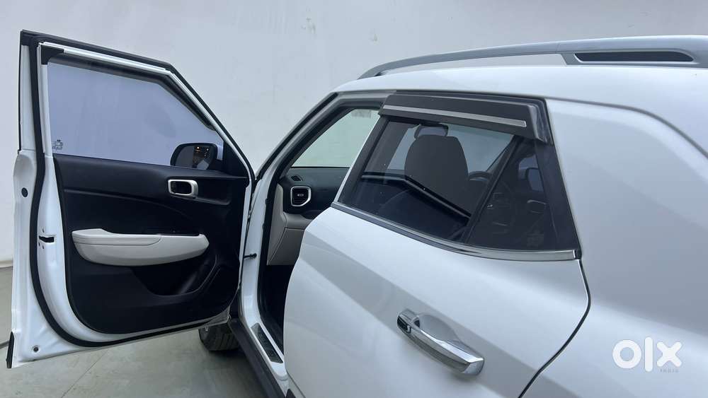 Hyundai Venue 1.0 Sx (o) Turbo Dct, 2024, Petrol
