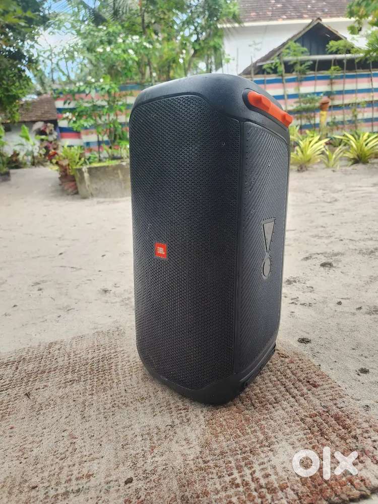 JBL party box 110