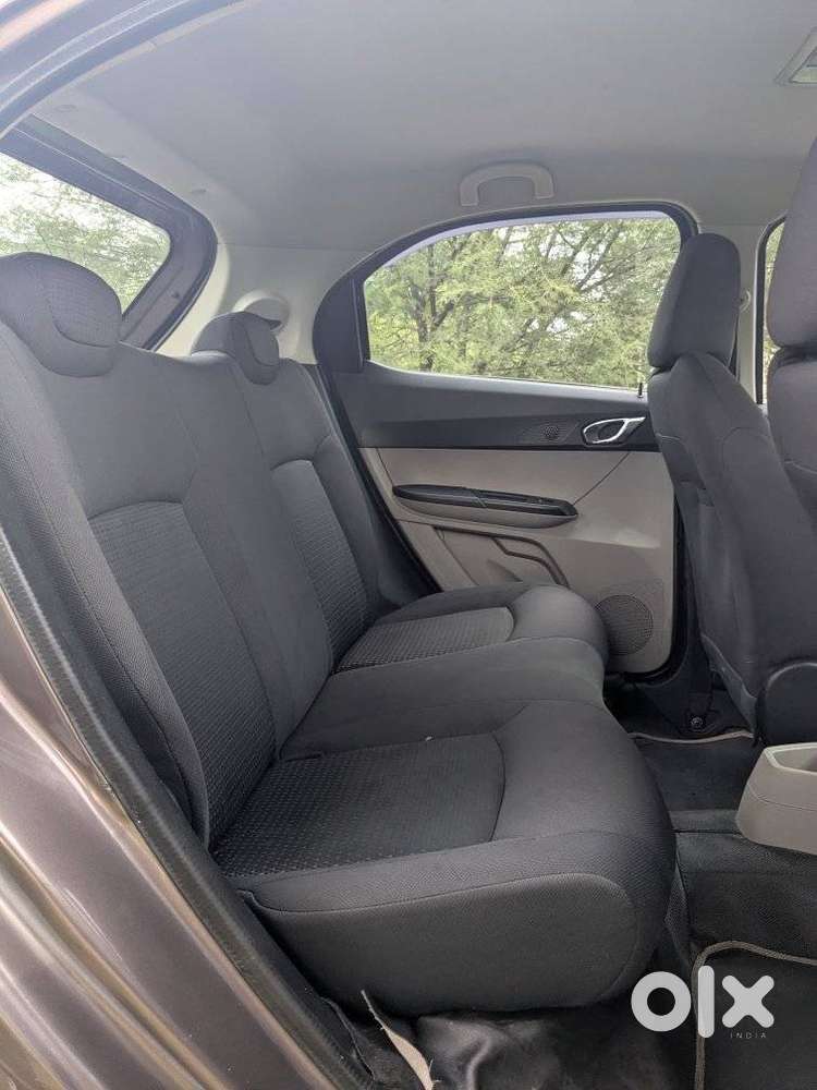 Tata Tiago 1.2 Revotron Xza, 2017, Petrol