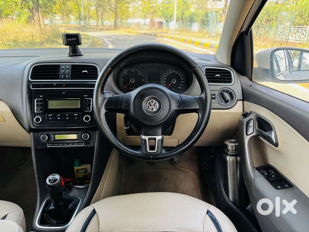 Volkswagen Vento 2010-2013 New Diesel Highline, 2011, Diesel