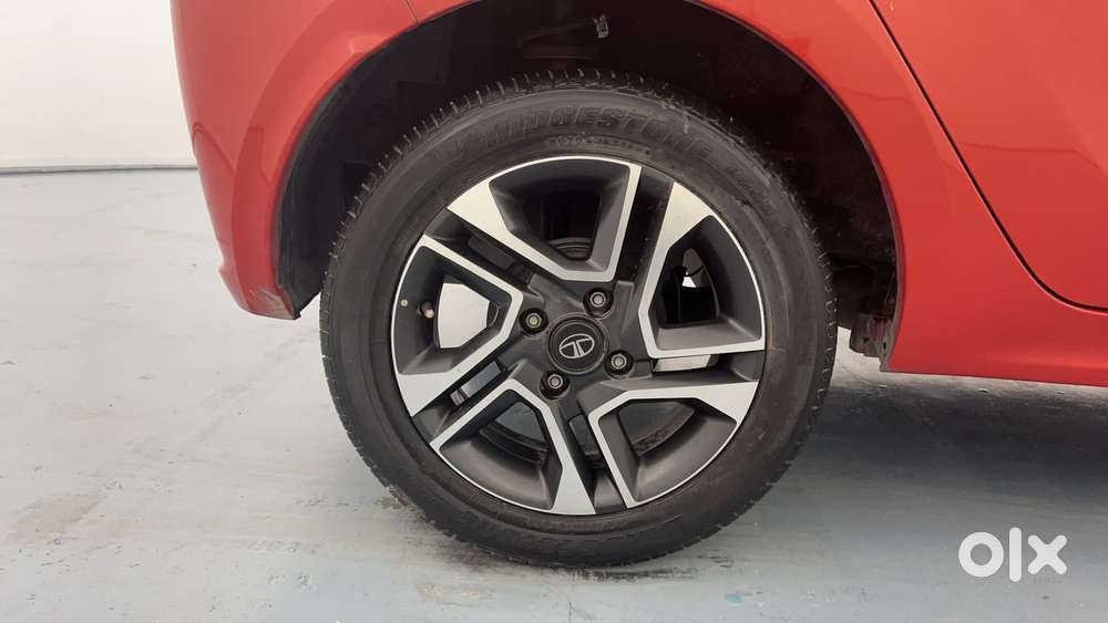 Tata Tiago Xza Plus Dual Tone, 2020, Petrol