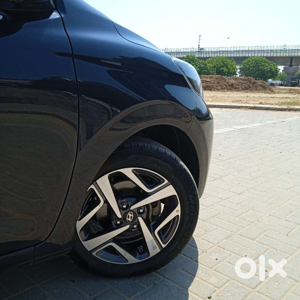 Hyundai Aura 1.2 Sx Cng, 2025, Cng & Hybrids