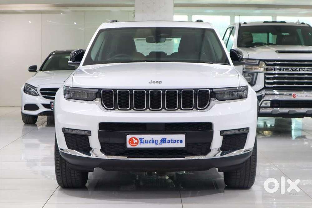 Jeep Grand Cherokee Limited (o) 4x4 At, 2022, Petrol