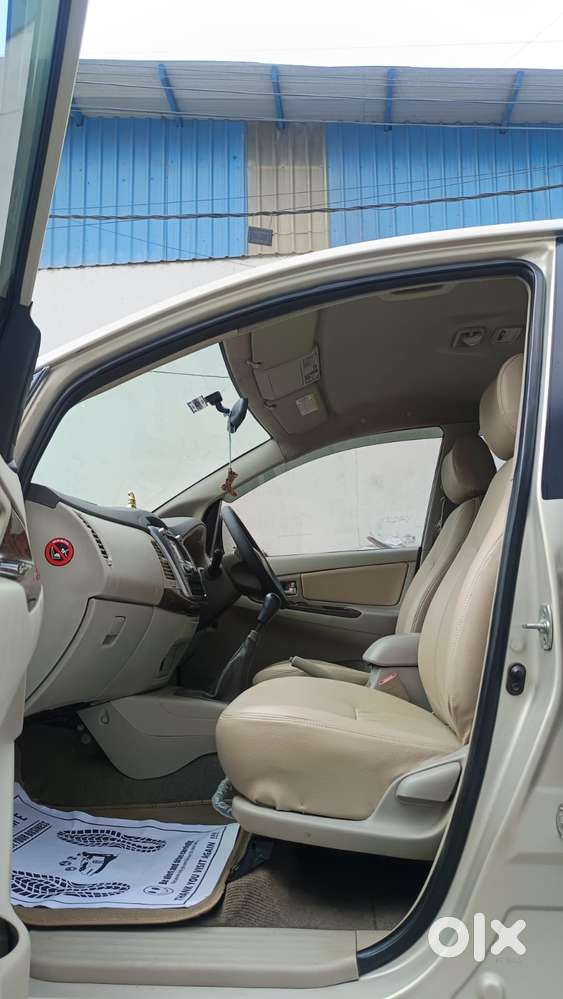 Toyota Innova 2.5 V 7 Str, 2014, Diesel