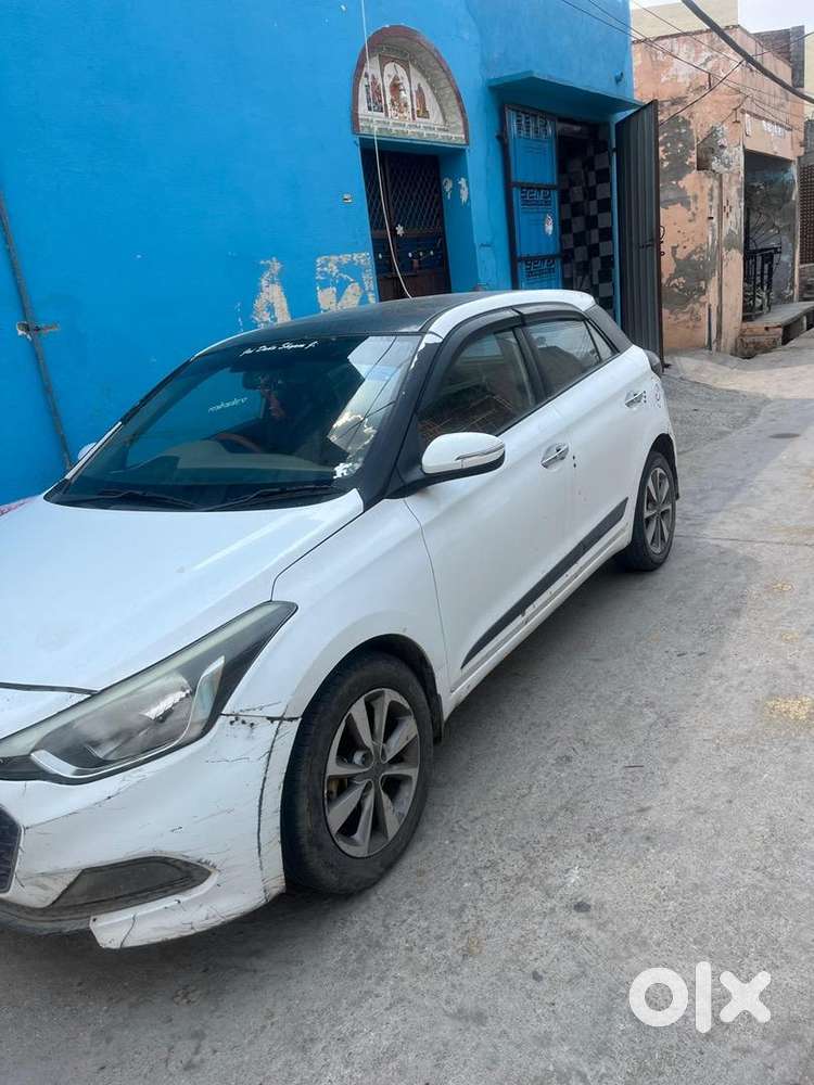 Hyundai I20 2015 Petrol 135000 Km Driven