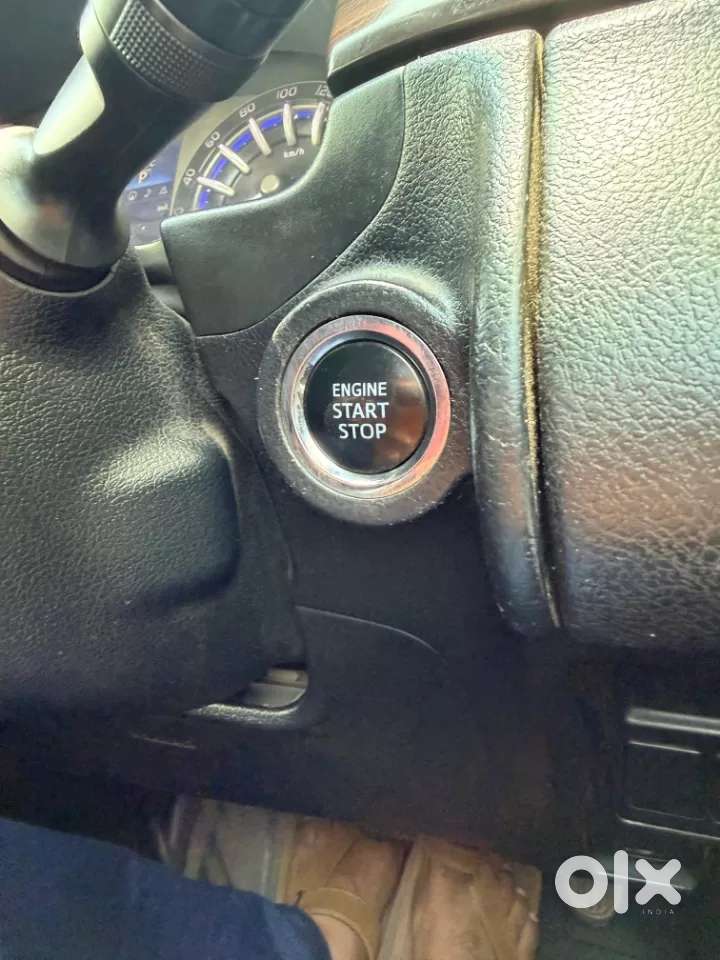 Toyota Innova Crysta, 2016, Diesel