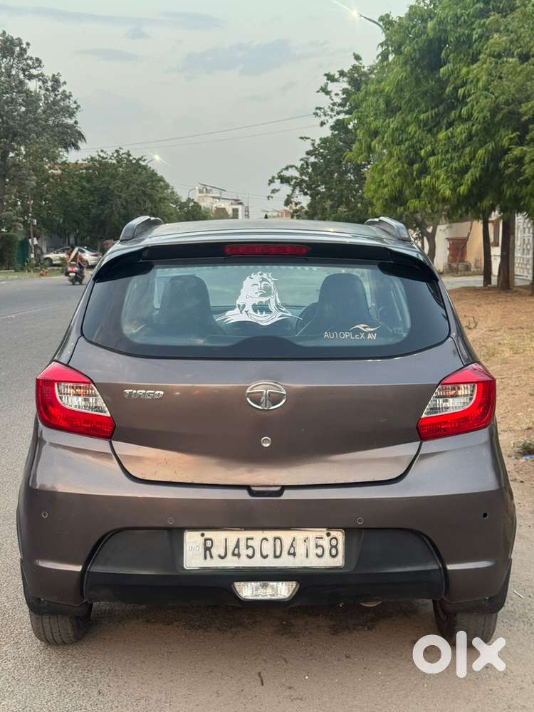 Tata Tiago, 2018, Petrol