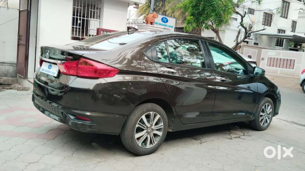Honda City 1.5 V 4th Gen I-vtec Mt, 2022, Petrol