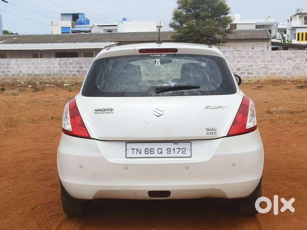 Maruti Suzuki Swift Zdi Plus, 2015, Diesel