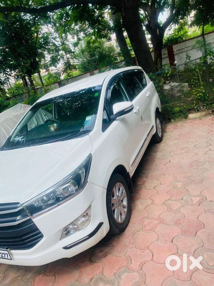 2016 Toyota Innova Crysta