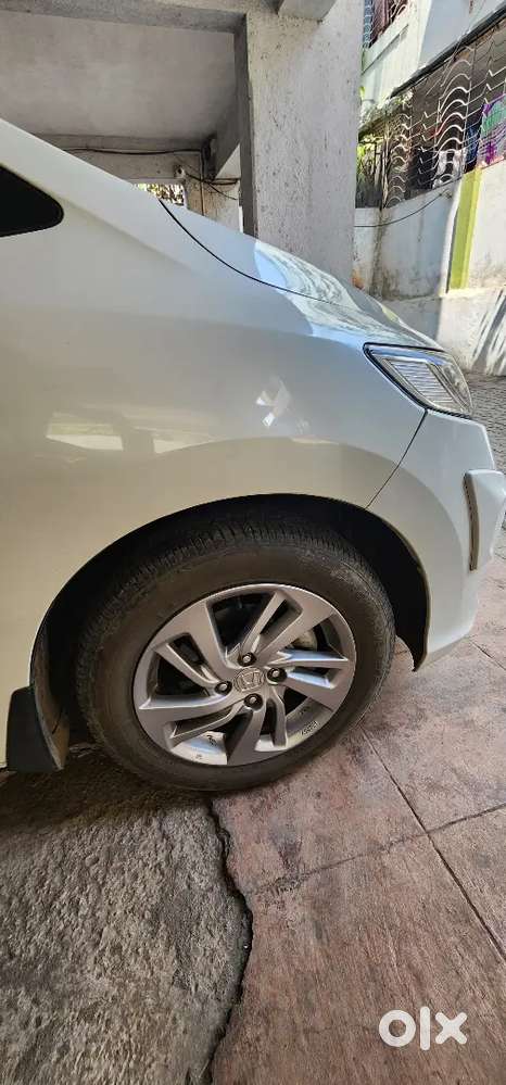 Non-negotiable - Honda Jazz 2021 Petrol 9920 Km Driven