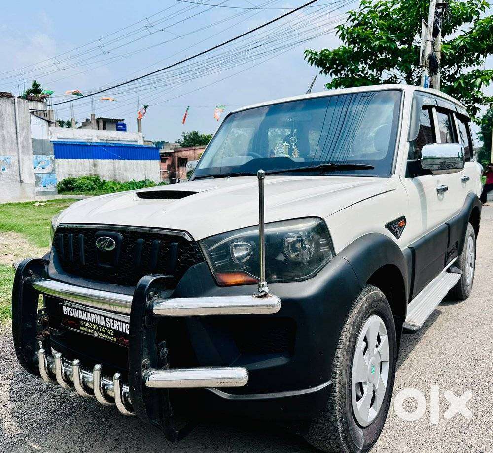 Mahindra Scorpio S4 Plus 9s, 2014, Diesel