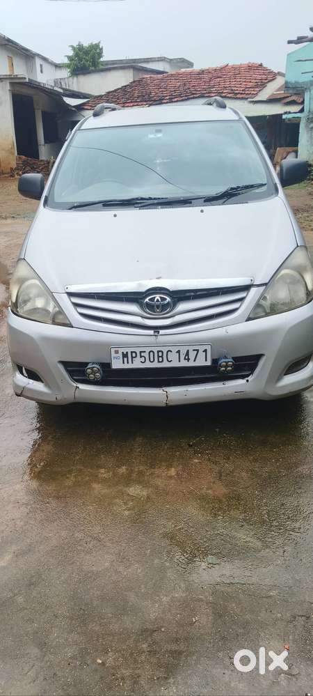 Toyota Innova 2.5 G2 2011