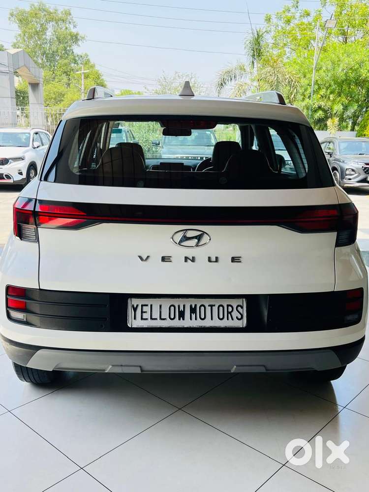 Hyundai Venue [2022-ongoing] 1.2 S, 2022, Petrol