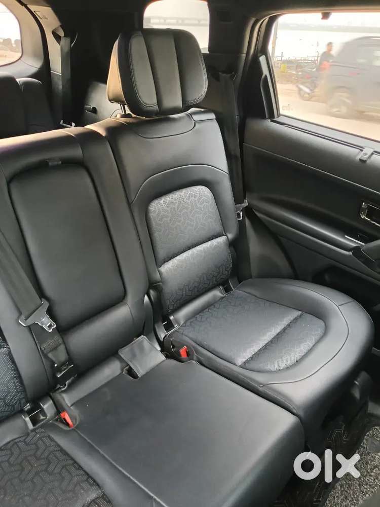 Tata Safari Diesel 2024 Manual Dark