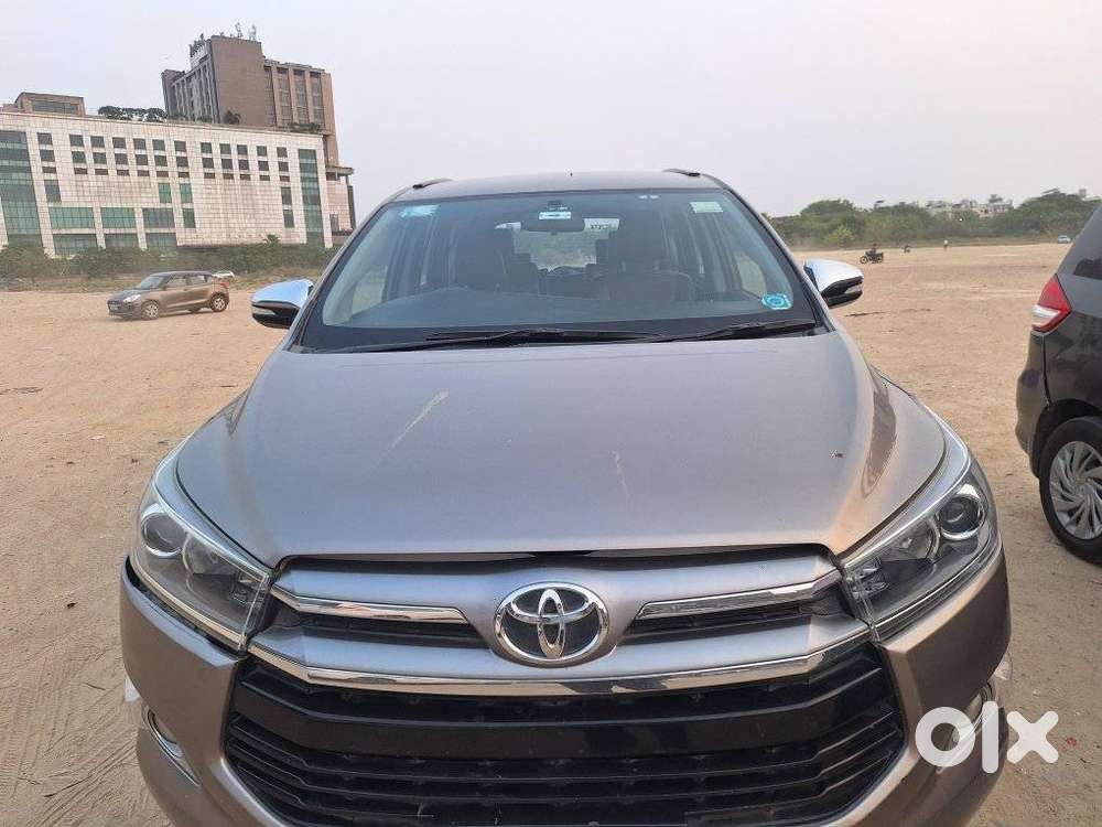 Toyota Innova Crysta 2.8 Zx At, 2016, Diesel