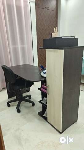 Table chair deals on olx