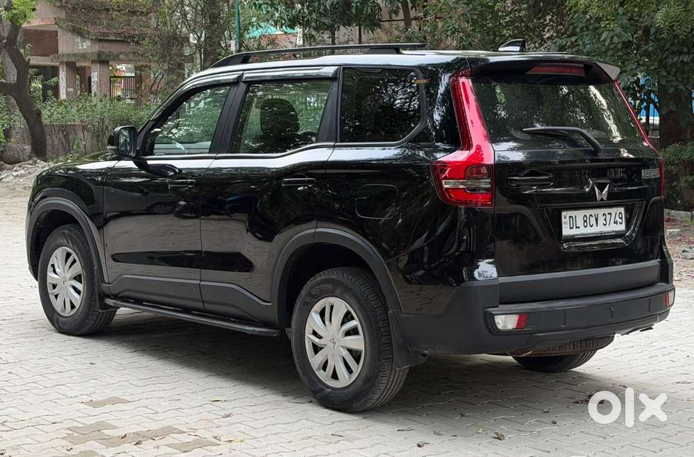 Mahindra Scorpio-n 2.0 Z4 Petrol Mt 7 Str, 2025, Petrol