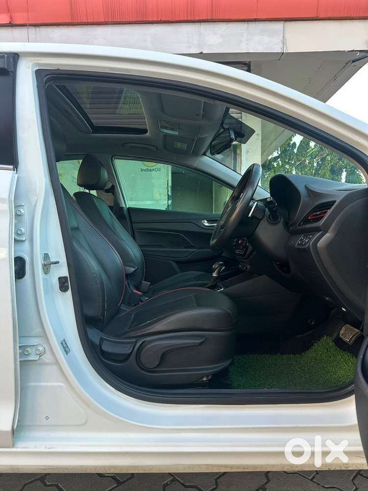 Hyundai Verna Petrol 2022