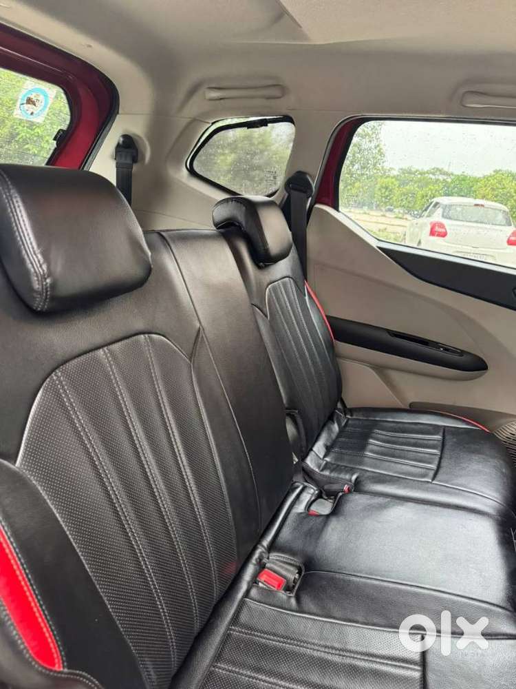 Renault Triber Rxz, 2019, Petrol
