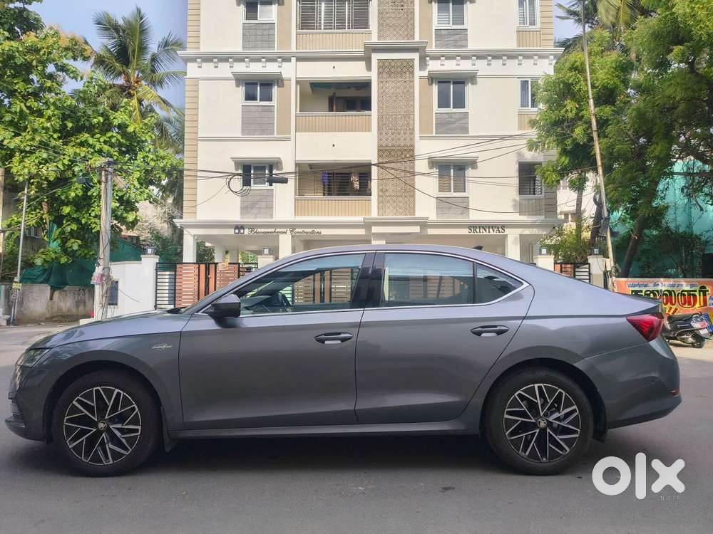 Skoda Octavia 2.0 L K Tsi At, 2022, Petrol