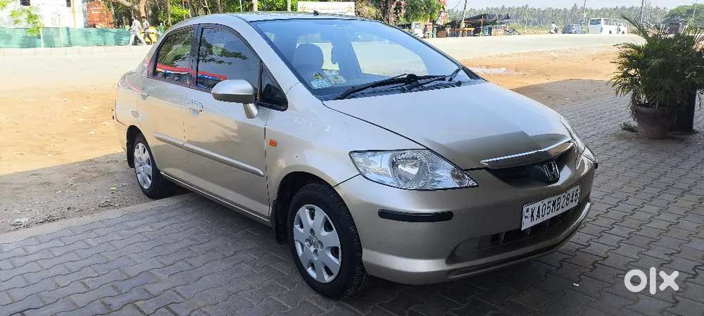 Honda City Petrol 2004