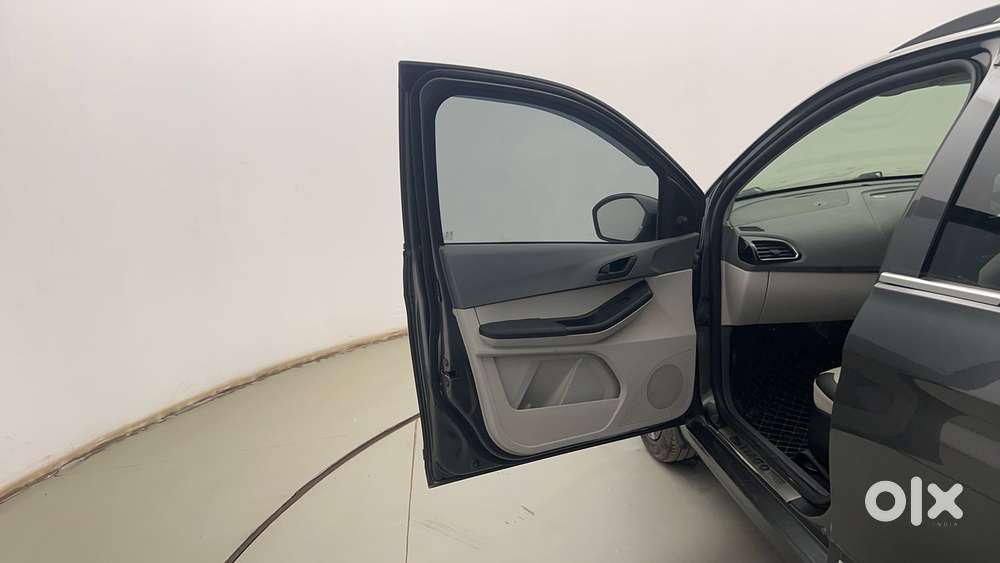 Tata Tiago Xm, 2025, Petrol