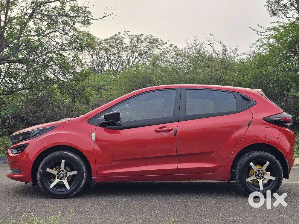 Tata Altroz 1.2 Xe Plus Petrol, 2020, Petrol