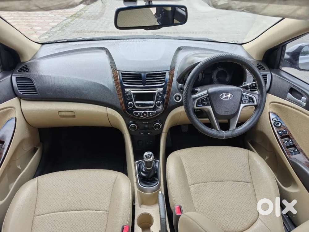 Hyundai Verna 1.6 Vtvt Sx, 2015, Petrol