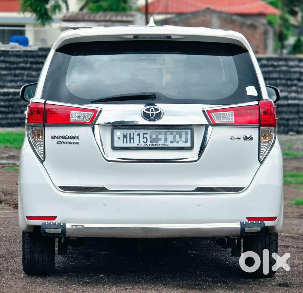 Toyota Innova Crysta 2.4 V, 2017, Diesel
