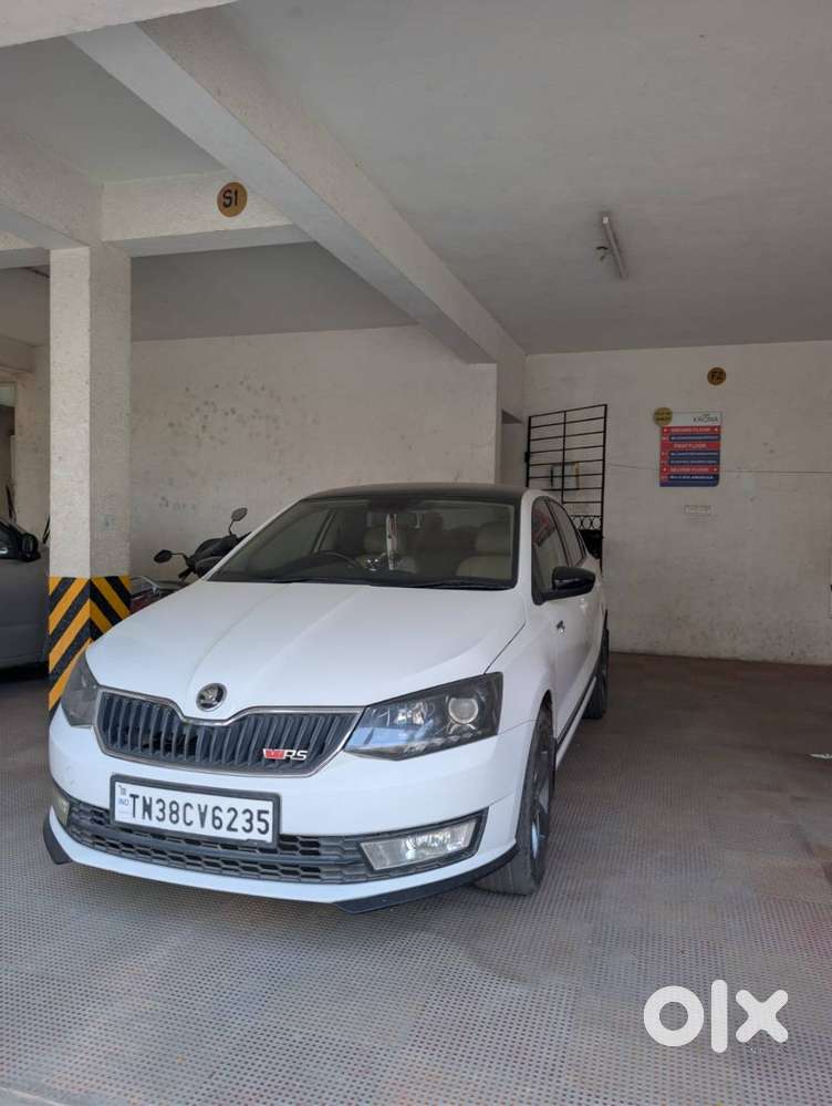 Selling My Well-maintained Skoda Rapid Car
