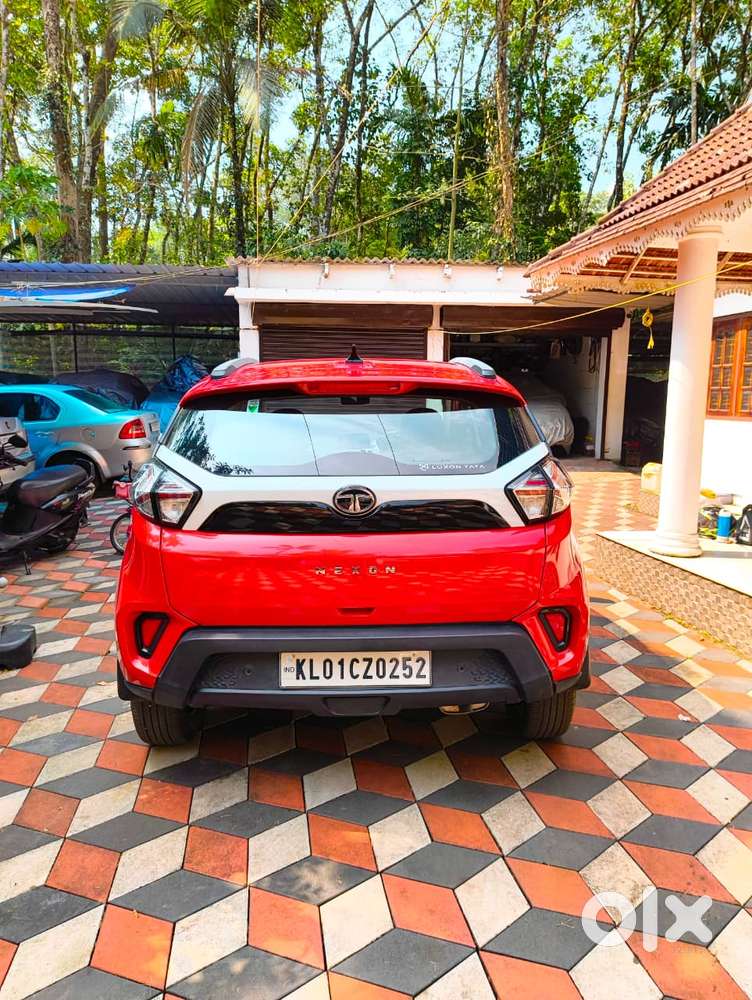 Tata Nexon 1.2 Revotron Xm (s), 2023, Petrol