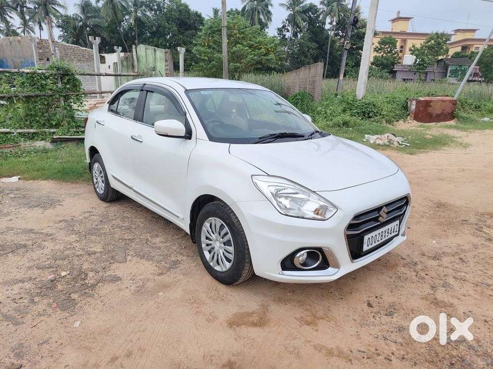 Maruti Suzuki Dzire 1.2 Vxi, 2022, Petrol