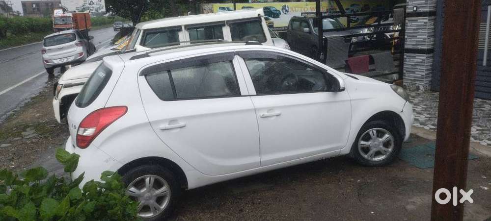 Hyundai I20 Sportz 1.2 Mt Dual Tone, 2011