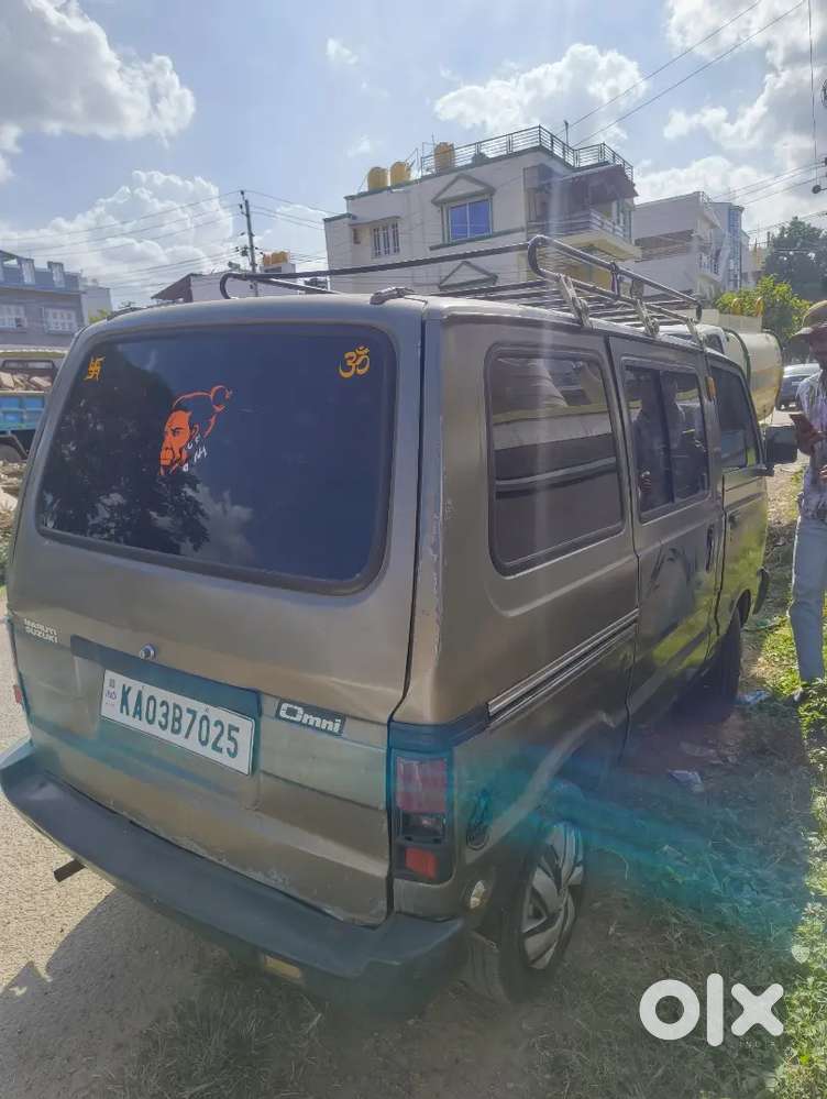 Maruti Omni 2004 Petrol Manual with all brand new tyres