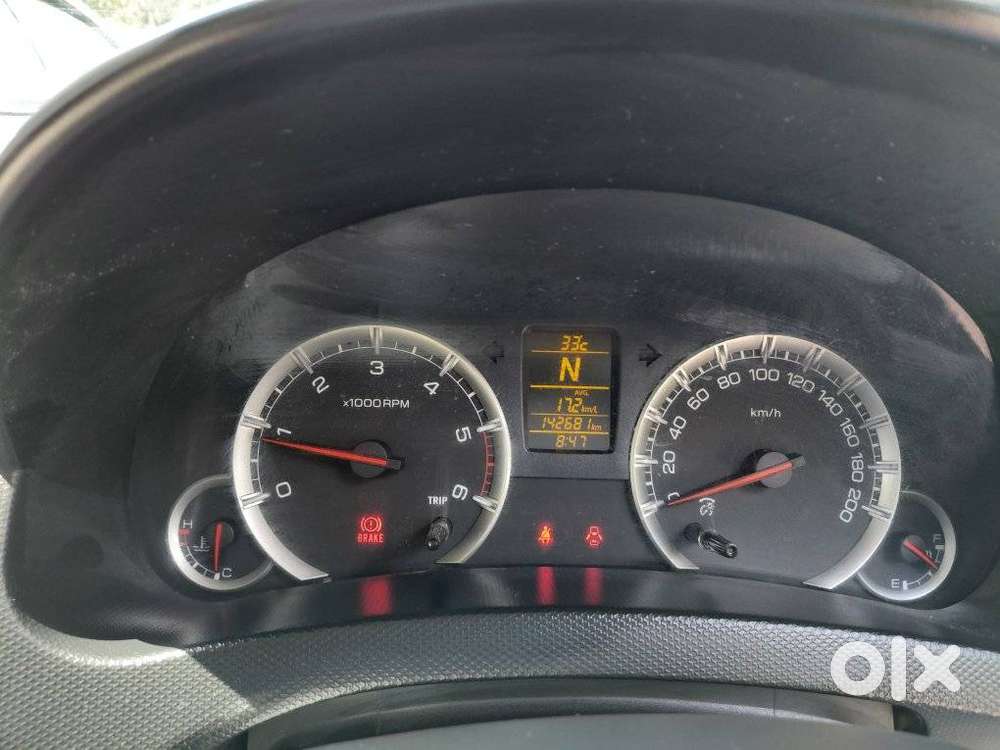 Maruti Suzuki Swift Dzire Amt Zdi, 2017, Diesel