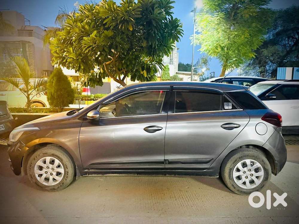 Hyundai 2018 Petrol Manual 95000 Km