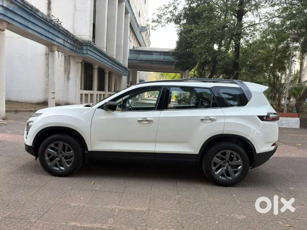 Tata Safari Xt Plus Model 2021 Single Owner  Diesel Manual Sunroof