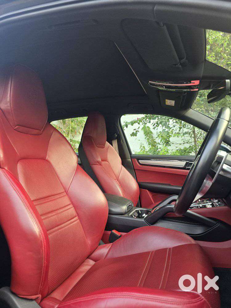 Porsche Cayenne Platinum Edition, 2022, Petrol