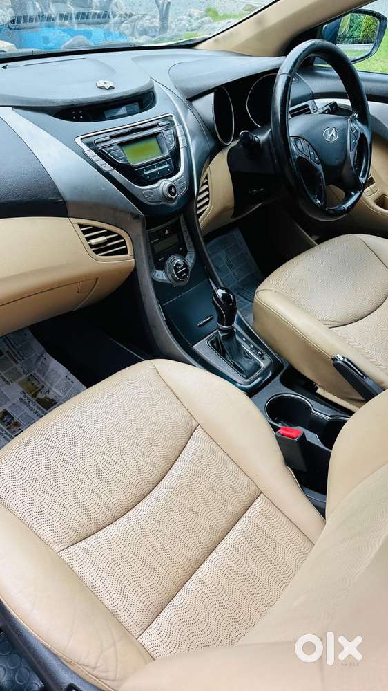 Hyundai Elantra 2913